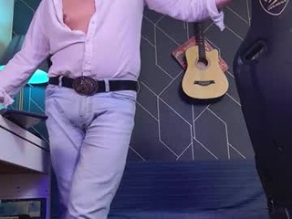 aaronbomer