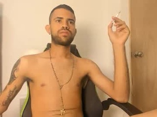 adri_sexboy229