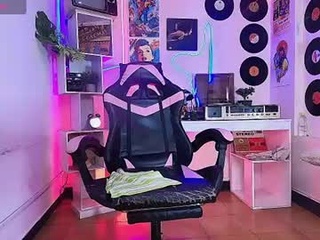 ainara_foxxx