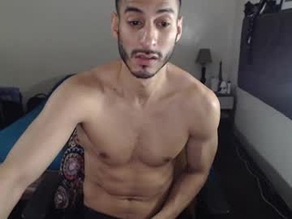 akimencam622430