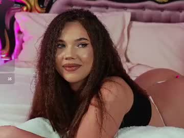 alexis_peachx