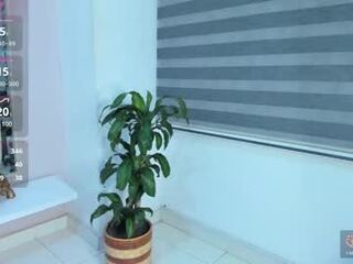alice_26__