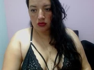 alicebigtits69