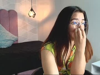 aly_cute_