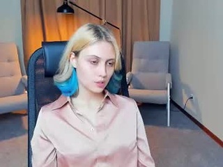 angelinaholly