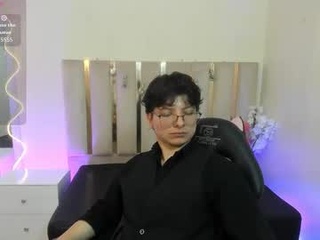 apolo_tay1