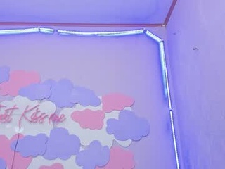 april_sexycurvy