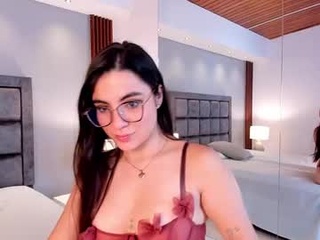 arianaa_lewiss