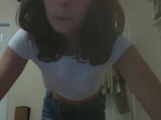 ava_amour