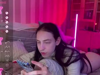 avril_pearly_