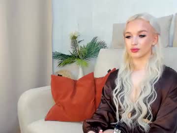 bella_sw0n
