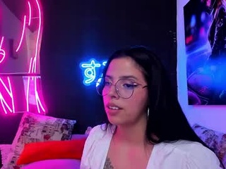 bellajhones