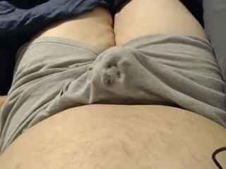bitchslaveboy123