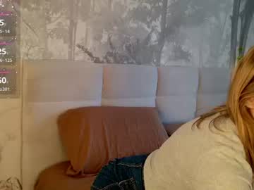 blondiefoxie