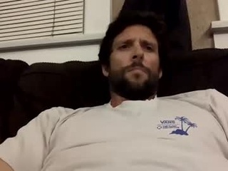 bulgingcock86