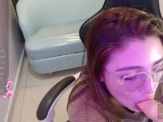channel_blonde_a