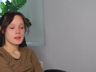 chloe_bannet