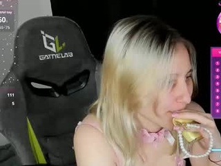 christyw3b