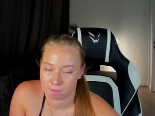 coral1ne_clark