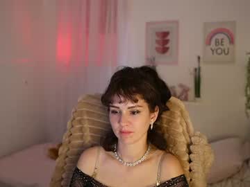 daisy_lowe_