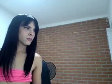 dolly_holly39