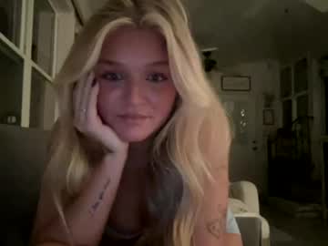 elliemaee