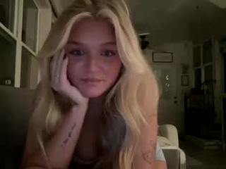 elliemaee
