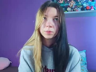 emmie_everly