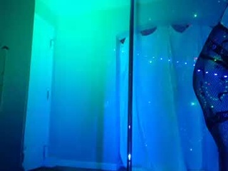 femboy_fangs