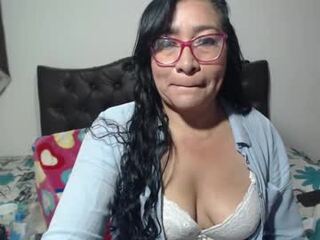 grace_mature_milf