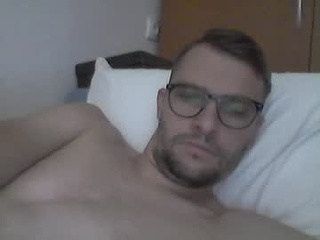 hardboylovemilfmoom