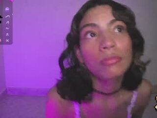 helia_n_amy