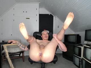 holenextdoor