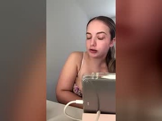 hornytits17