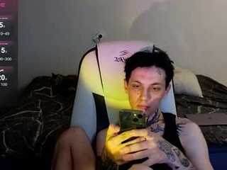 hot_adam_20cm