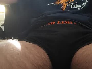 hotskinnyboy69