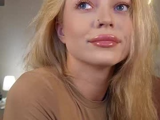 kelly_peachpiee