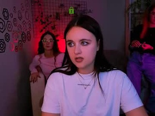 kiki_yourlove