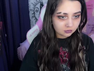 kira_yung