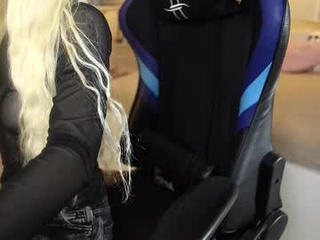 kissy_kissi