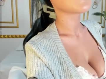 lana_blue_