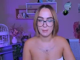 layla_moon1