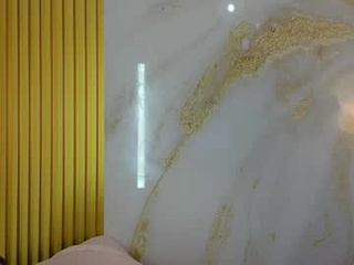 leah_adam