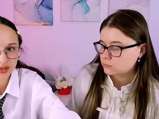 leila_moon_