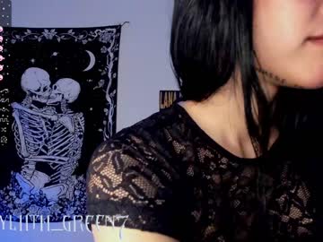 lilith_green7
