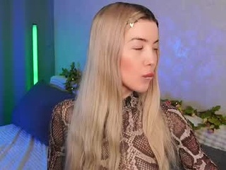 lindathackerr