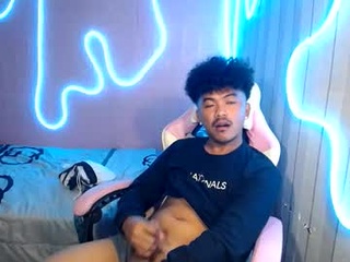 lucky_77742339