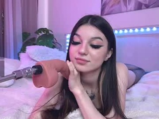 luvlyveronica