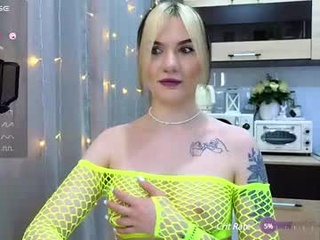 maria_shy_lii