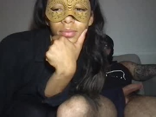 masked_hung_thug